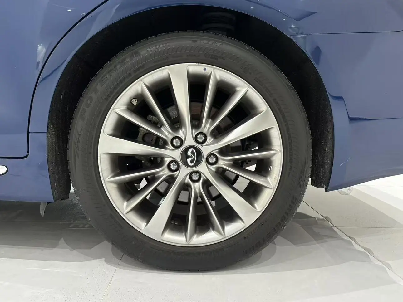 Infiniti Q50L 2018 2.0T China VI
