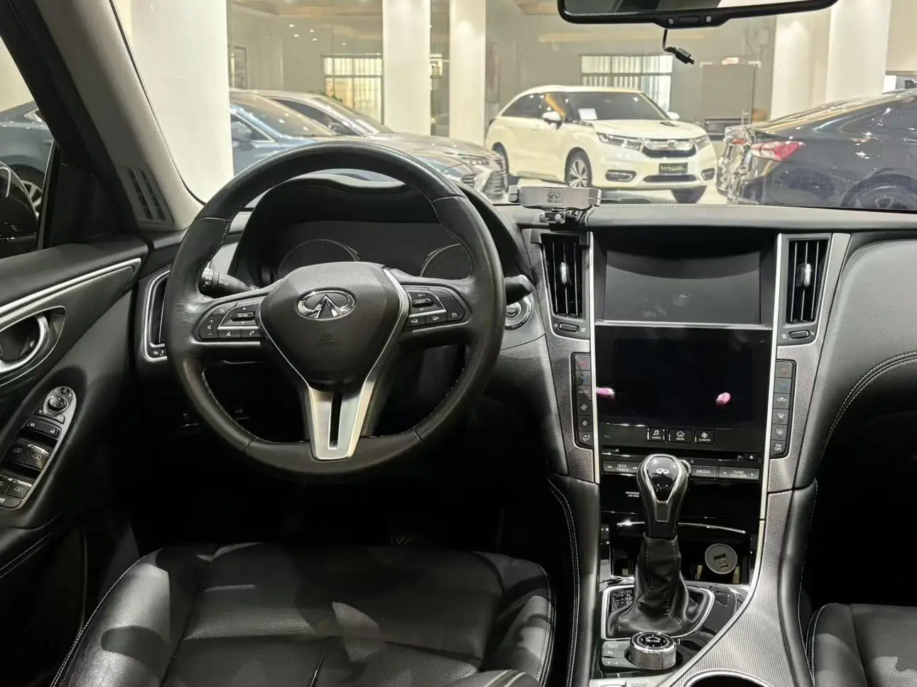 Infiniti Q50L 2018 2.0T China VI