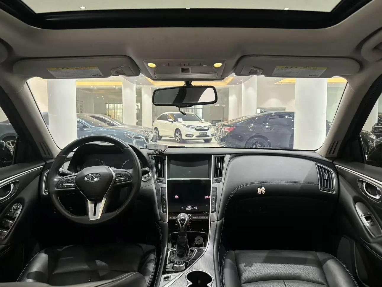 Infiniti Q50L 2018 2.0T China VI