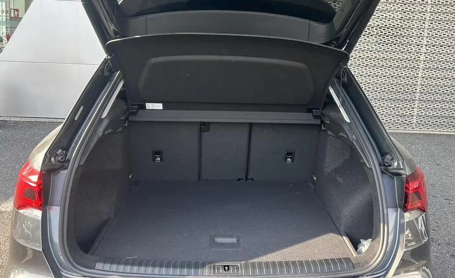 Audi Q3 2021 35 TFSI Dynamic Fashion