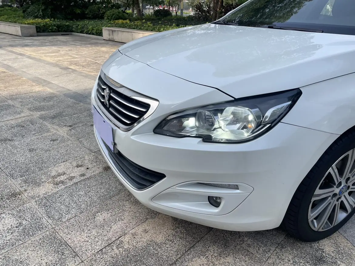 Peugeot 408 2018 350THP Auto Luxury
