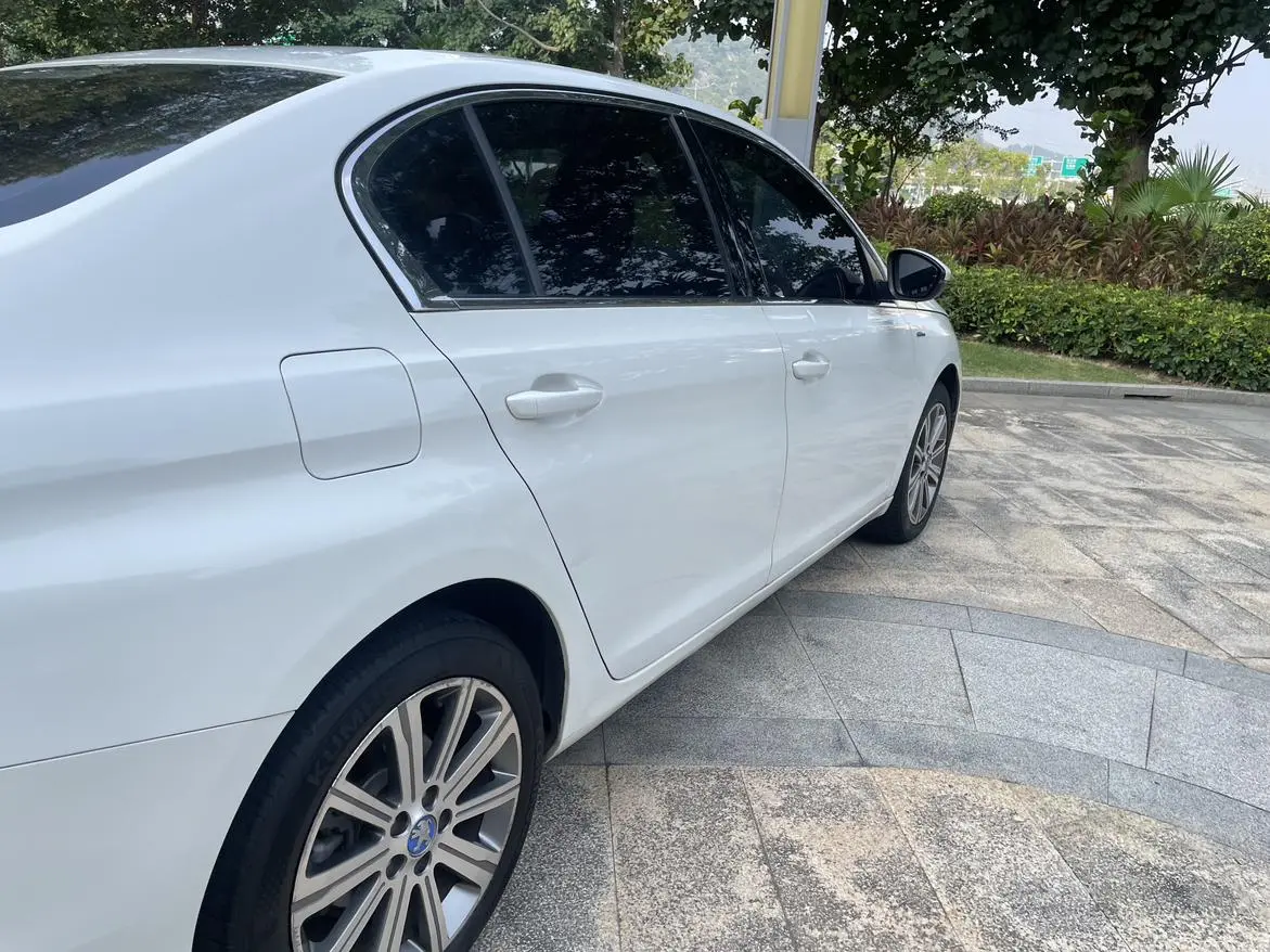 Peugeot 408 2018 350THP Auto Luxury