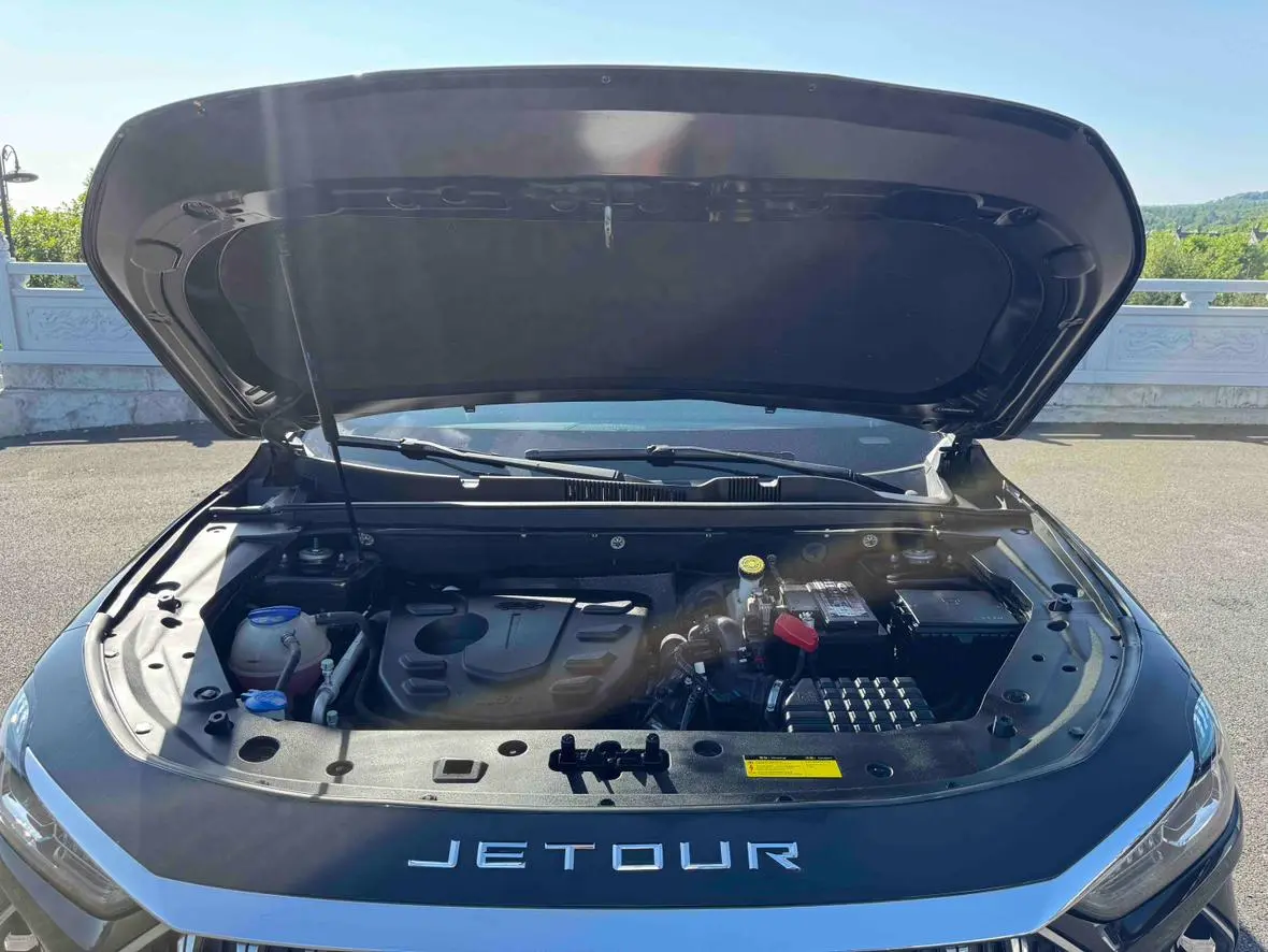 Jetour X70 PLUS 2023 1.5T DCTPLUS 5 seat
