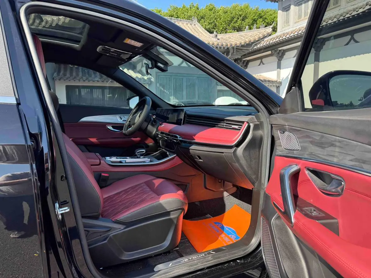 Jetour X70 PLUS 2023 1.5T DCTPLUS 5 seat