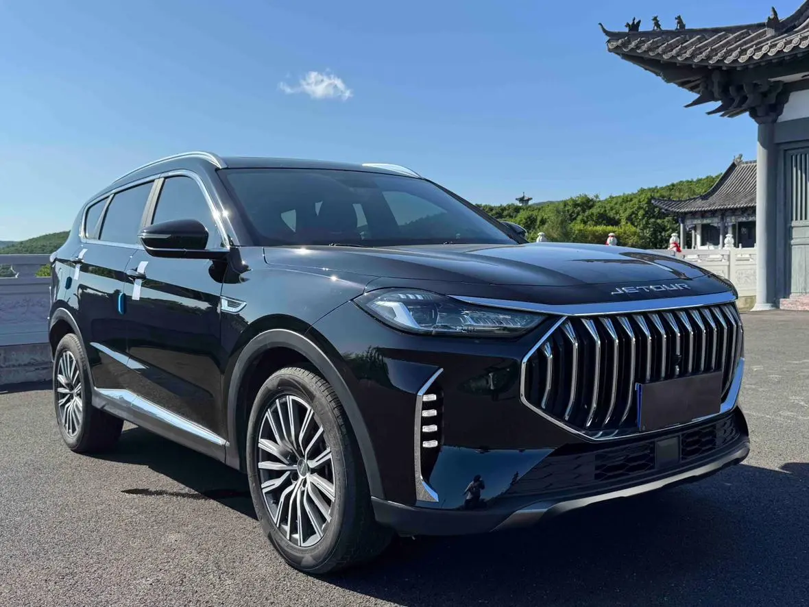 Jetour X70 PLUS 2023 1.5T DCTPLUS 5 seat