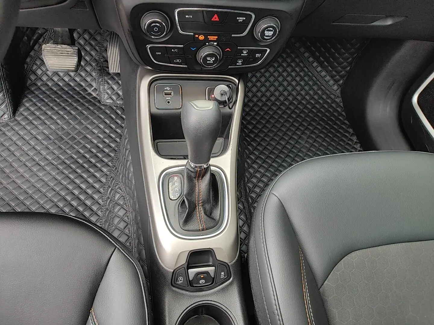 Jeep Compass 2019 220T Auto Comfort Plus