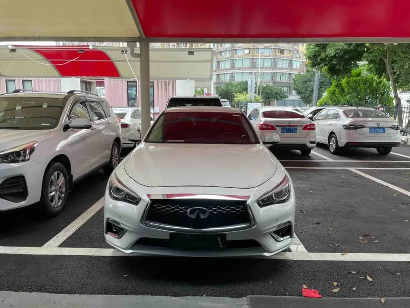 Infiniti Q50L 2018 2.0T China VI