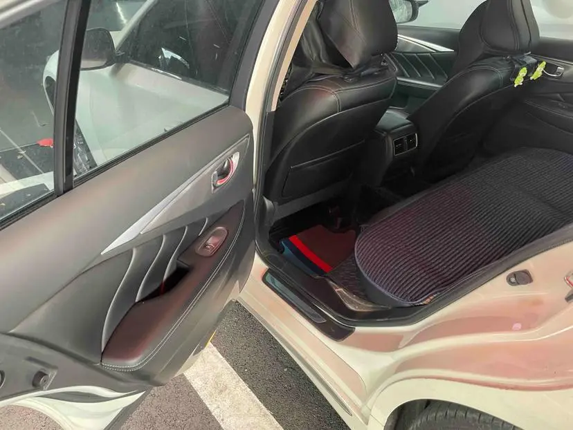 Infiniti Q50L 2018 2.0T China VI