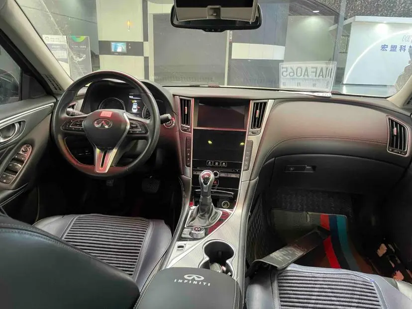 Infiniti Q50L 2018 2.0T China VI
