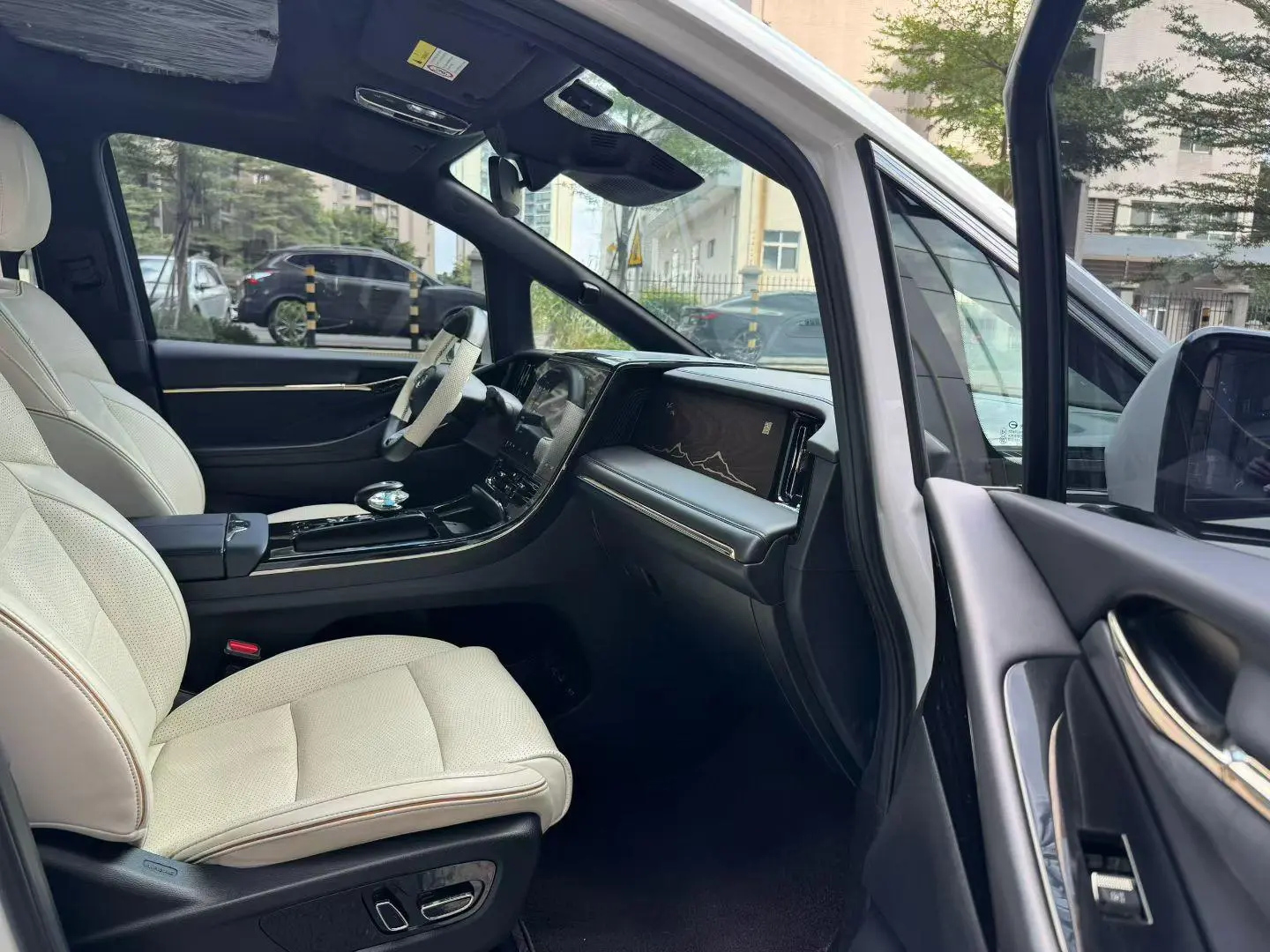 GAC Trumpchi Trumpchi M8 2023 Series 2.0TGDI Flagship