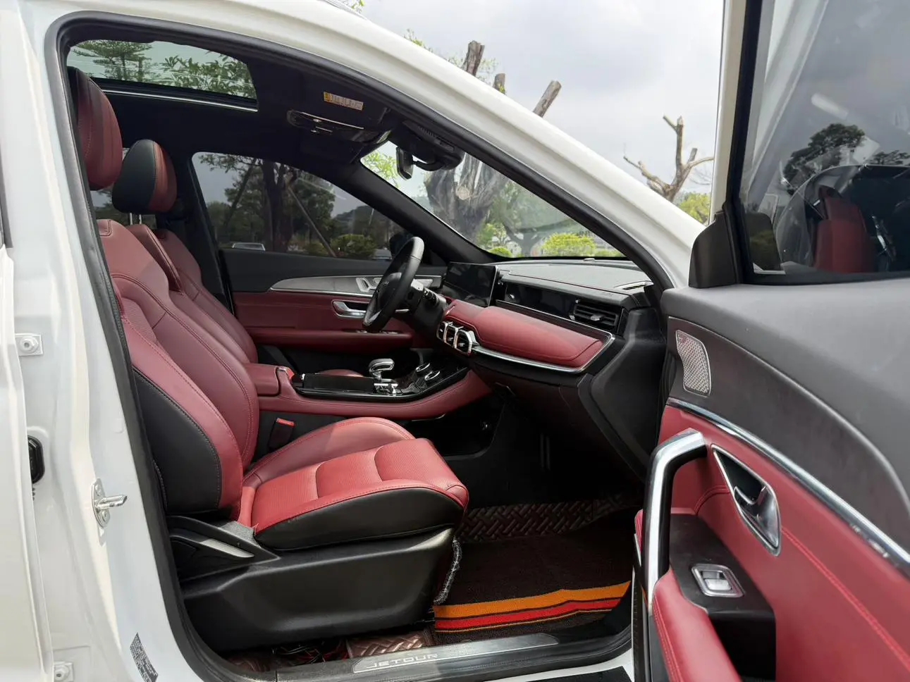 Jetour X70 PLUS 2021 1.6T DCT 5 seat