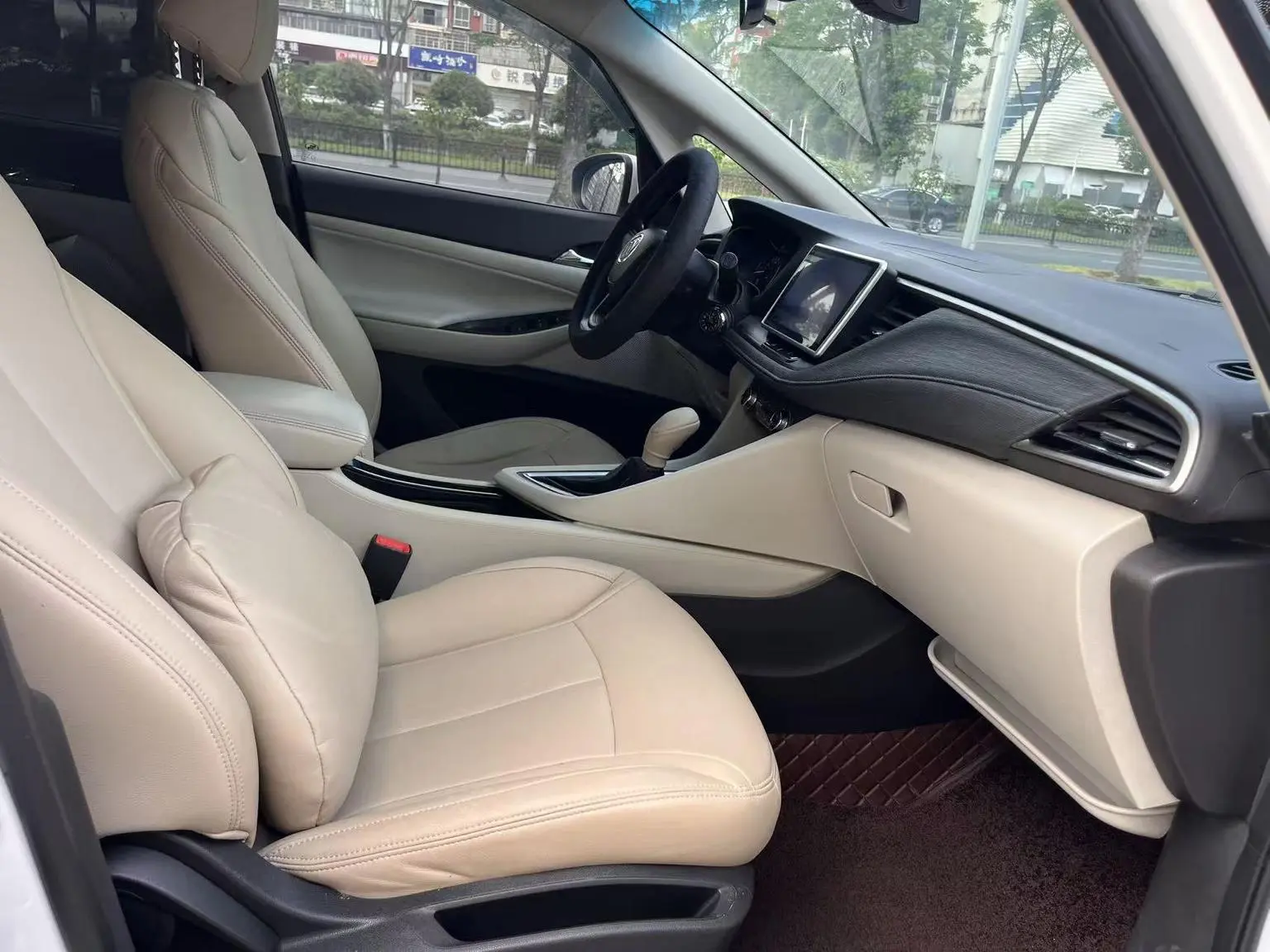 Buick GL6 2019 18T 6 seat Elite China VI