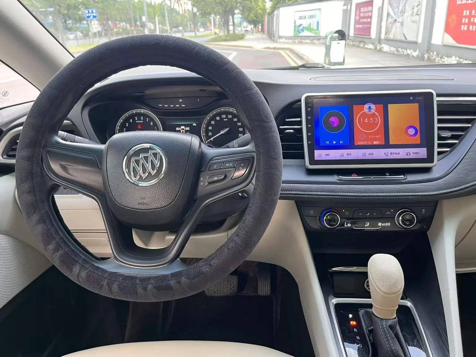Buick GL6 2019 18T 6 seat Elite China VI