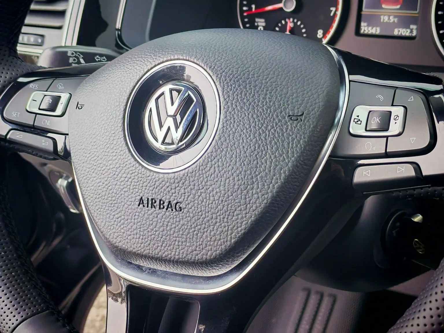 Volkswagen 2019 2.0TSI 4WD Premium Plus 7 seat
