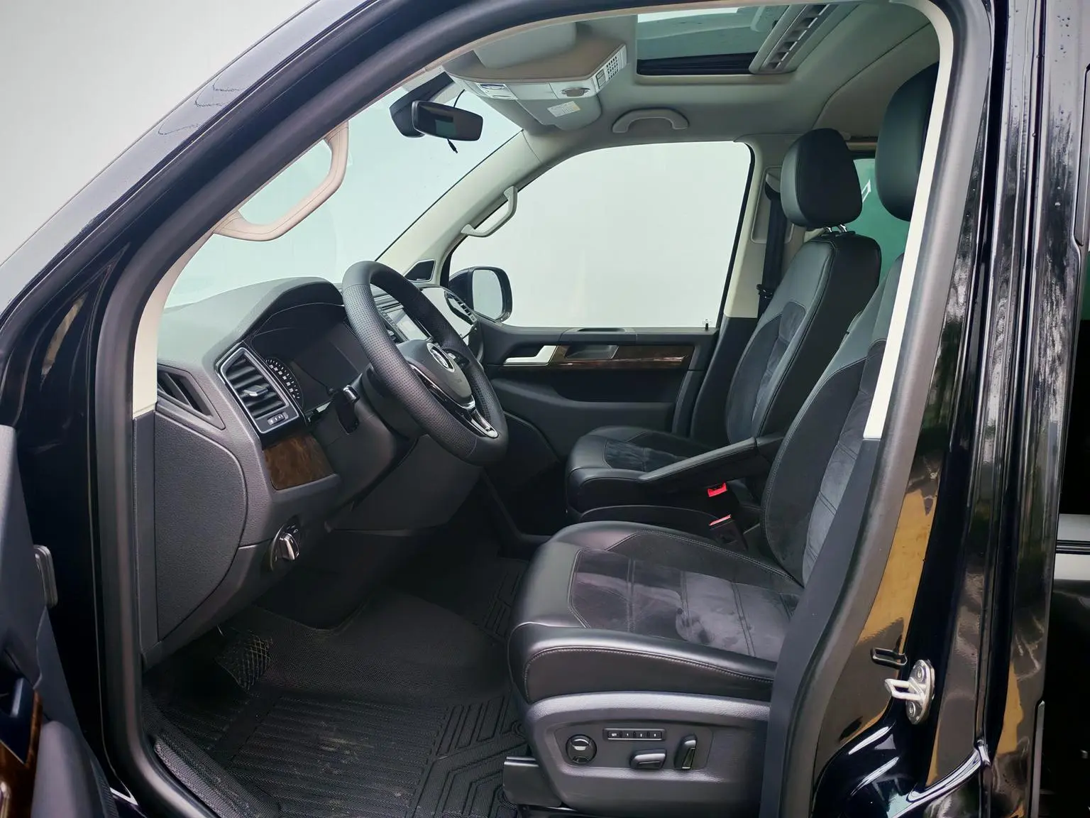 Volkswagen 2019 2.0TSI 4WD Premium Plus 7 seat