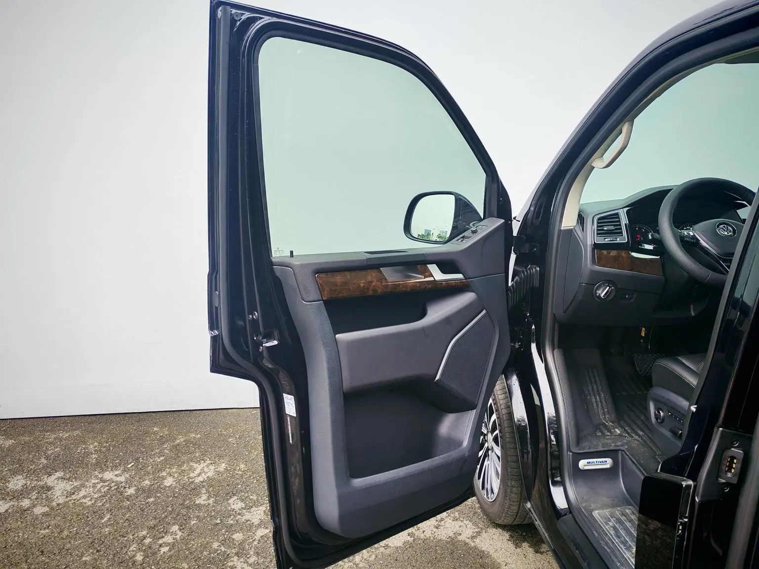 Volkswagen 2019 2.0TSI 4WD Premium Plus 7 seat