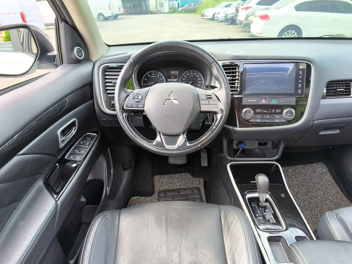 Mitsubishi Outlander 2019 2.0L 2WD Delight 5 seat China VI