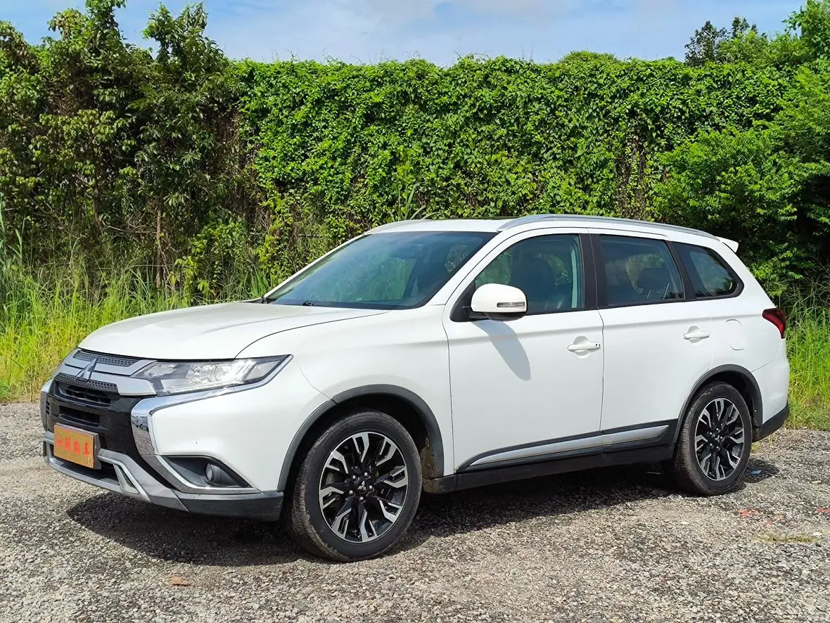 Mitsubishi Outlander 2019 2.0L 2WD Delight 5 seat China VI