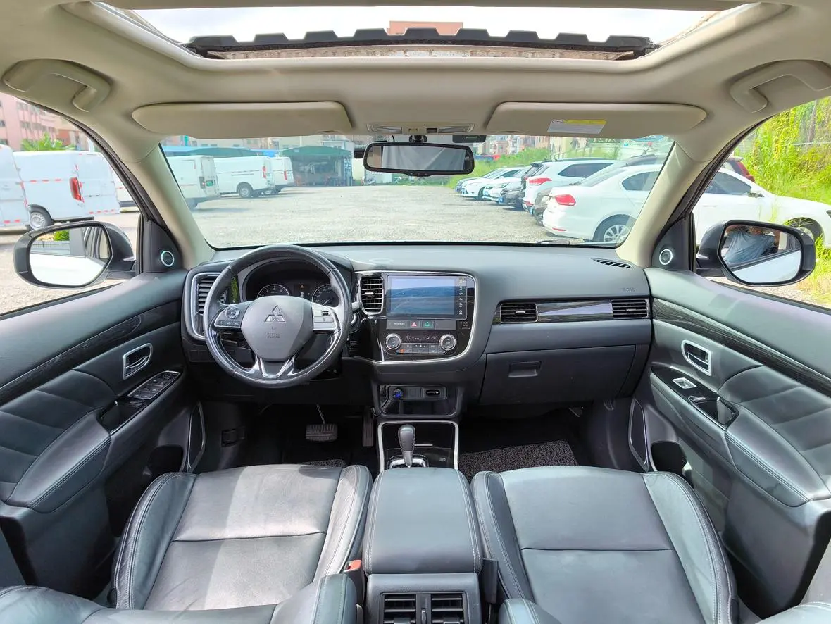 Mitsubishi Outlander 2019 2.0L 2WD Delight 5 seat China VI
