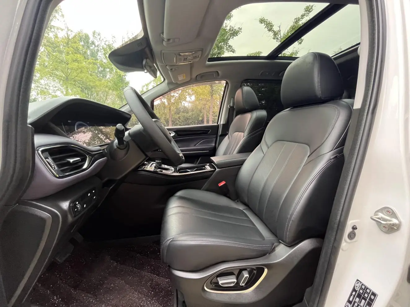 GAC Trumpchi Trumpchi M6 2024 MAX 270T WDCT Distinguished