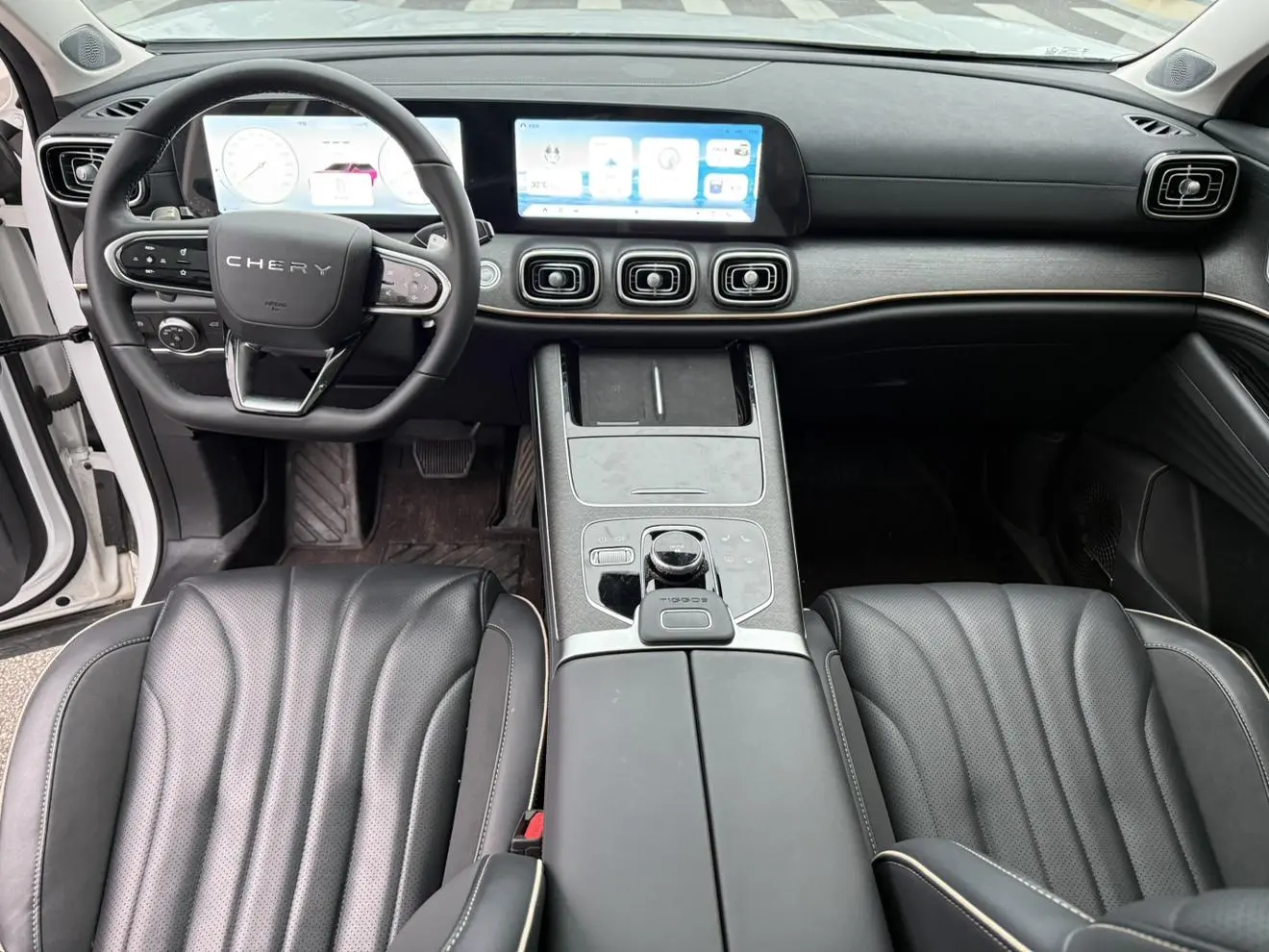 Chery Tiggo 9 2024 2.0T AT 2WD Comfort Premium Plus