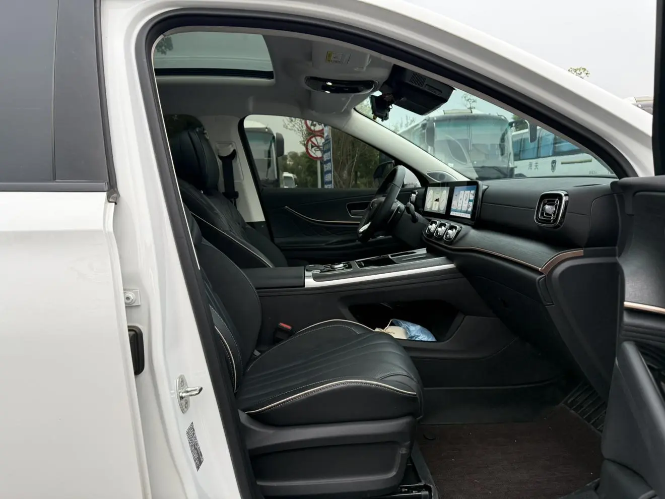 Chery Tiggo 9 2024 2.0T AT 2WD Comfort Premium Plus