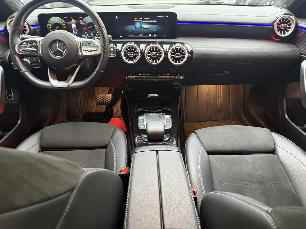 Mercedes-Benz A Class 2022 2nd Facelift A 200 L Sport Sedan Fashion