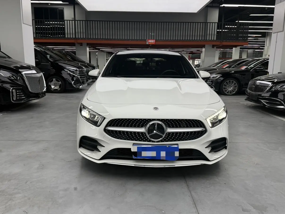 Mercedes-Benz A Class 2022 2nd Facelift A 200 L Sport Sedan Fashion