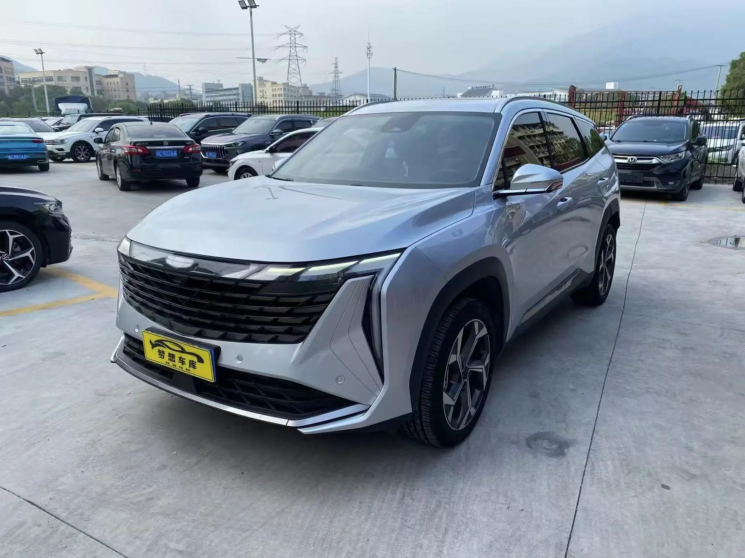 Geely Boyue L 2023 1.5TD DCT Premium