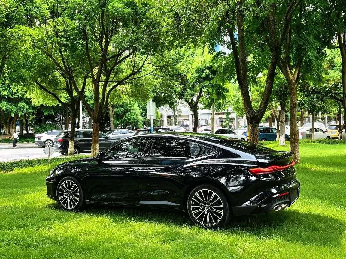 MG MG7 2023 2.0T Auto Premium Plus