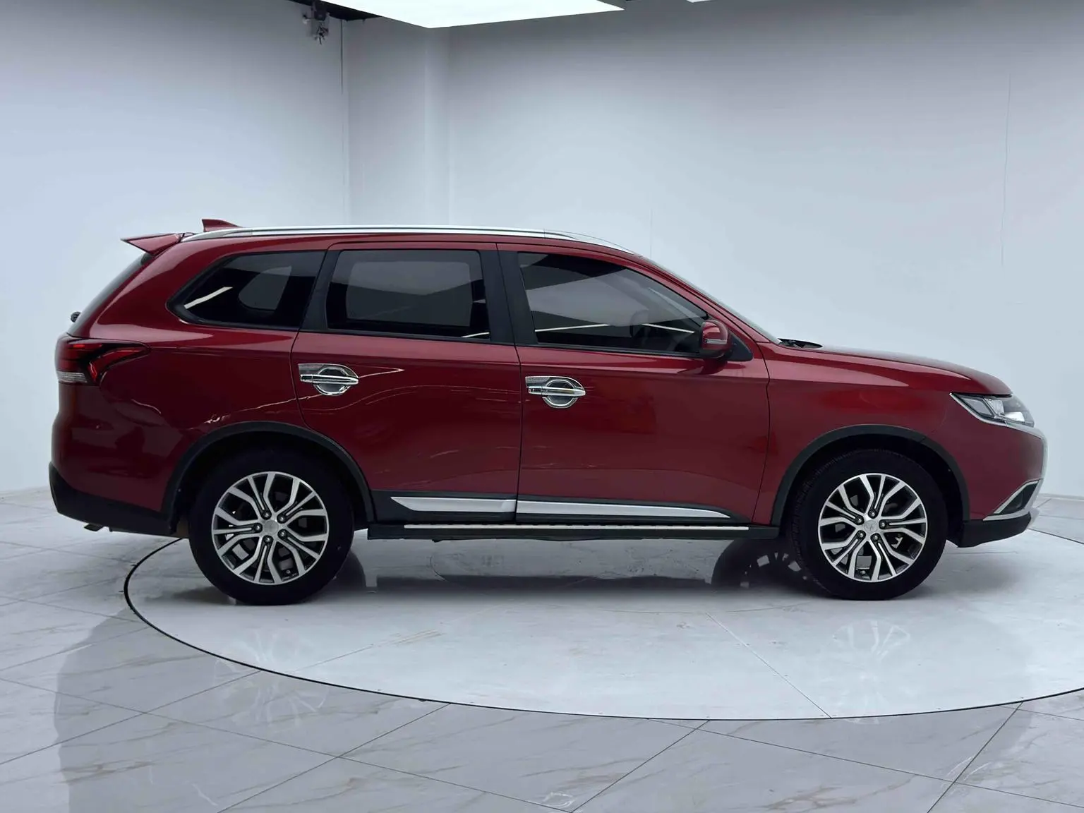 Mitsubishi Outlander 2018 2.0L 2WD Glory 5 seat