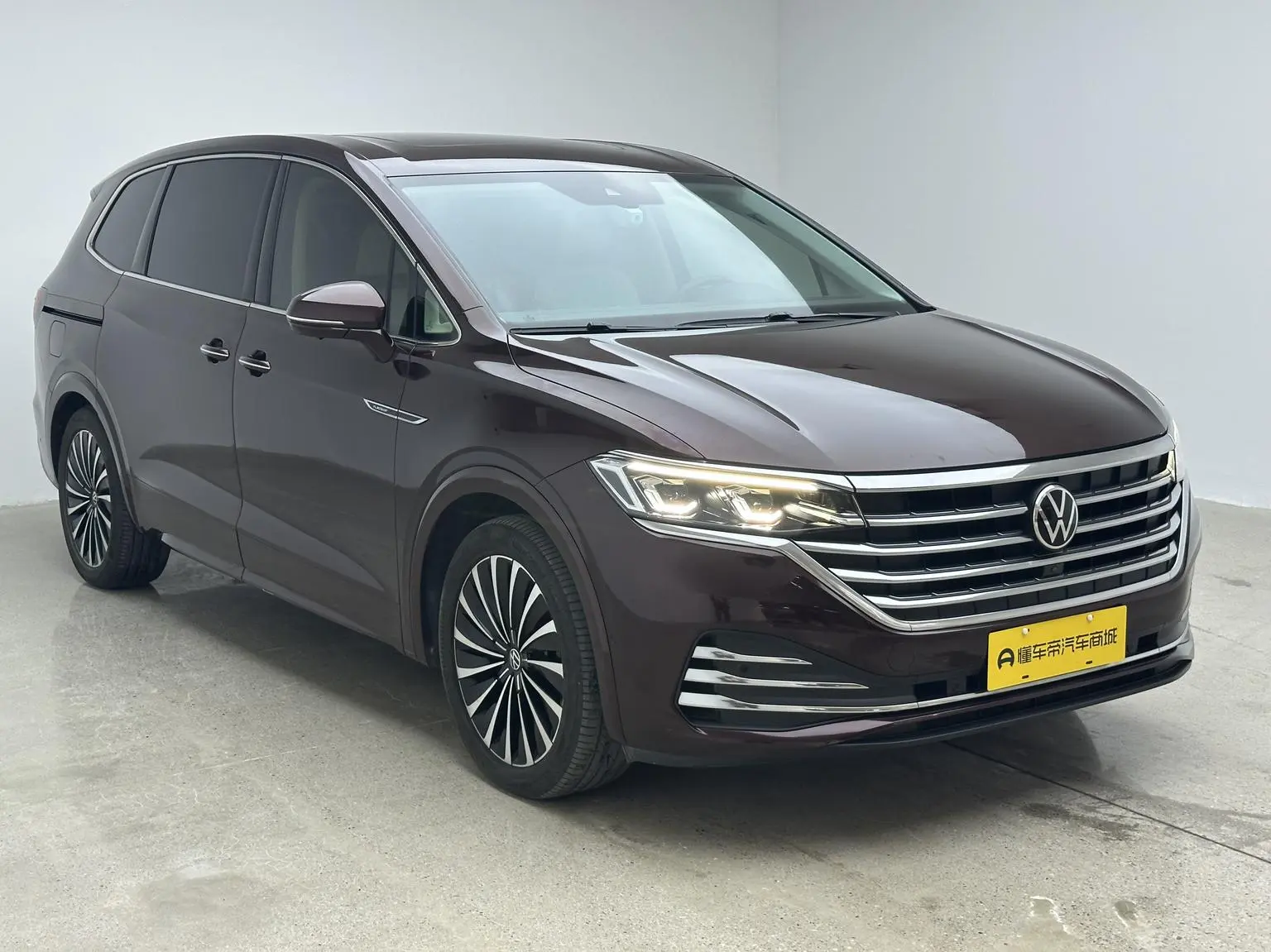 Volkswagen Viloran 2020 380TSI Flagship