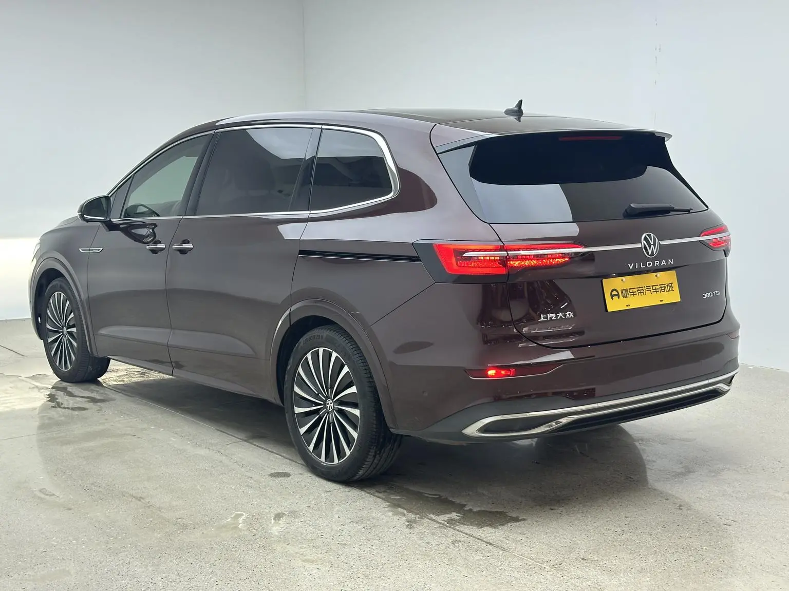 Volkswagen Viloran 2020 380TSI Flagship