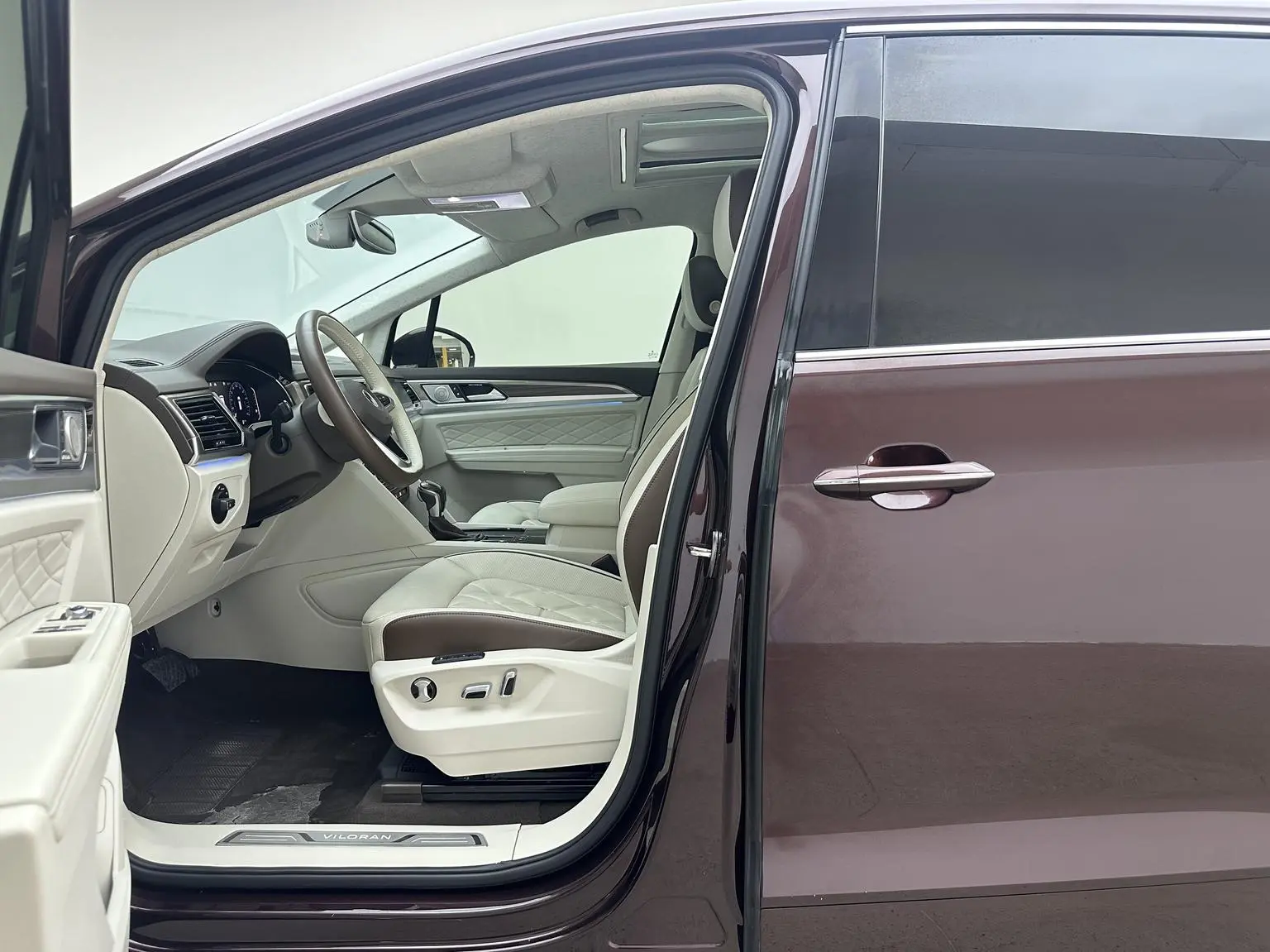 Volkswagen Viloran 2020 380TSI Flagship