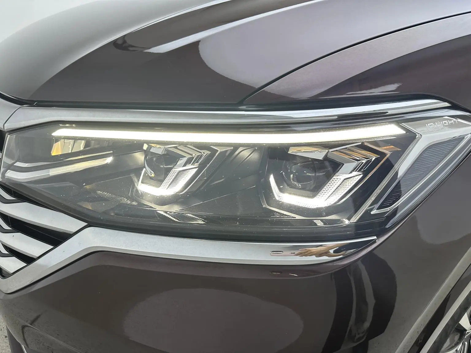 Volkswagen Viloran 2020 380TSI Flagship