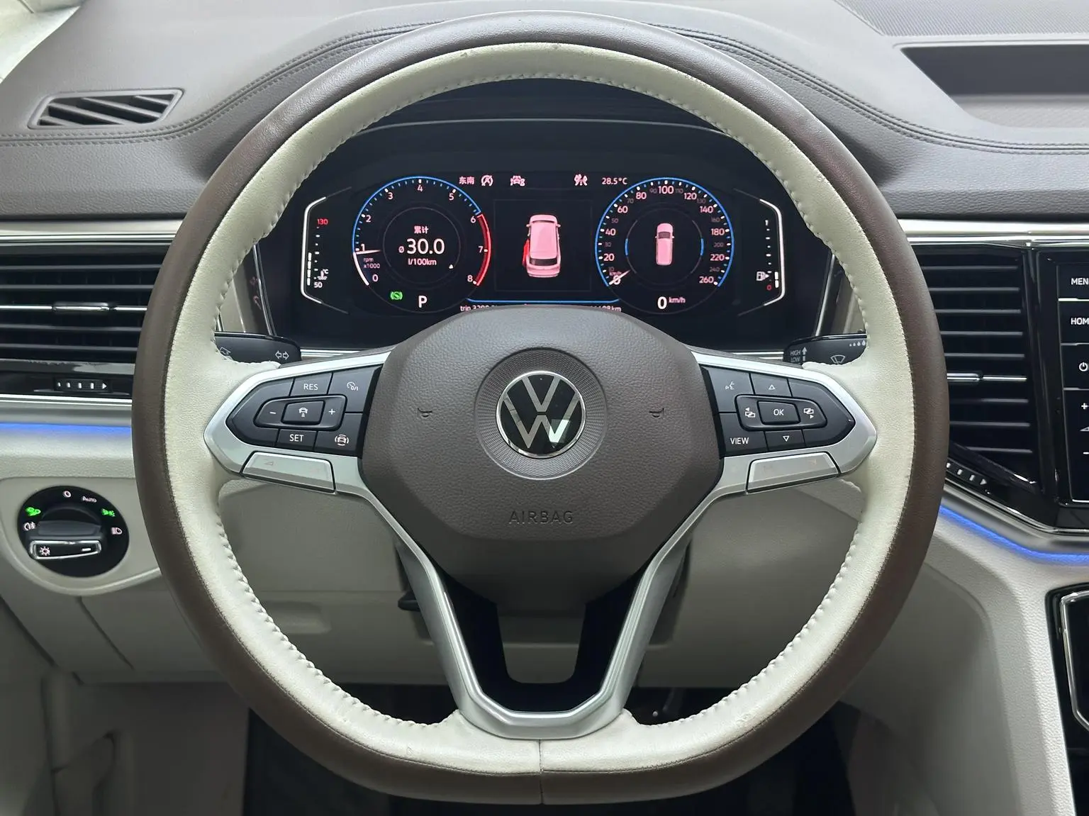 Volkswagen Viloran 2020 380TSI Flagship