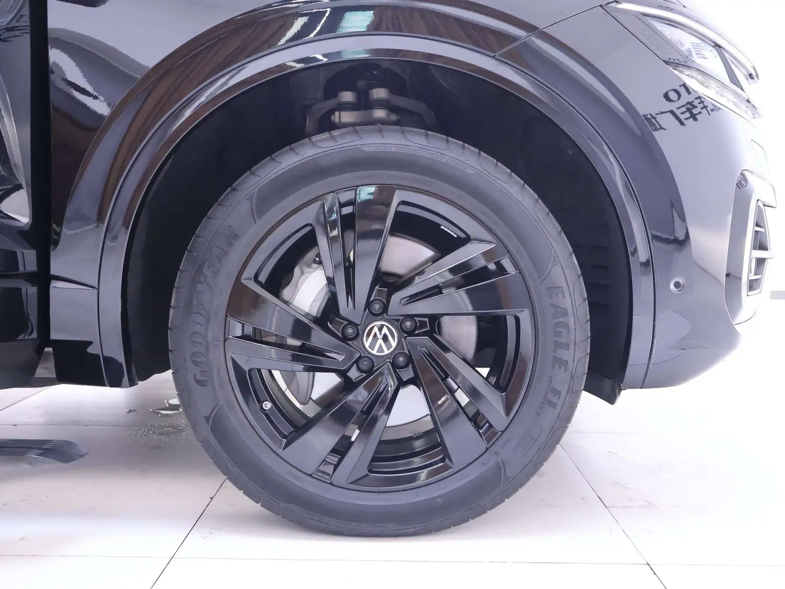 Volkswagen Touareg 2021 3.0TSI Sharp Sport Package