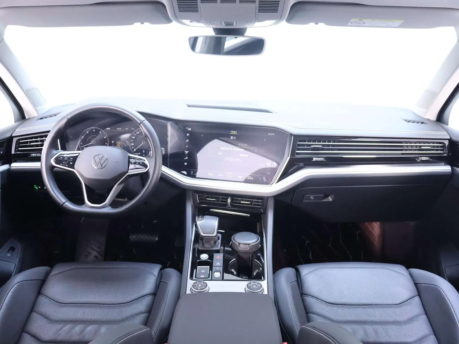 Volkswagen Touareg 2021 3.0TSI Sharp Sport Package