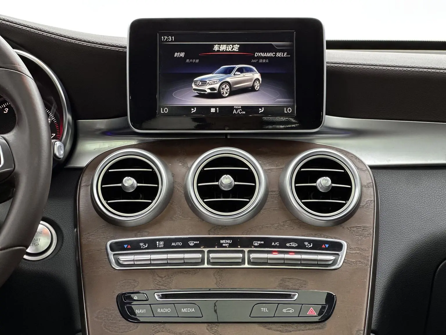 Mercedes-Benz GLC 2018 Facelift GLC 300 4MATIC Dynamic