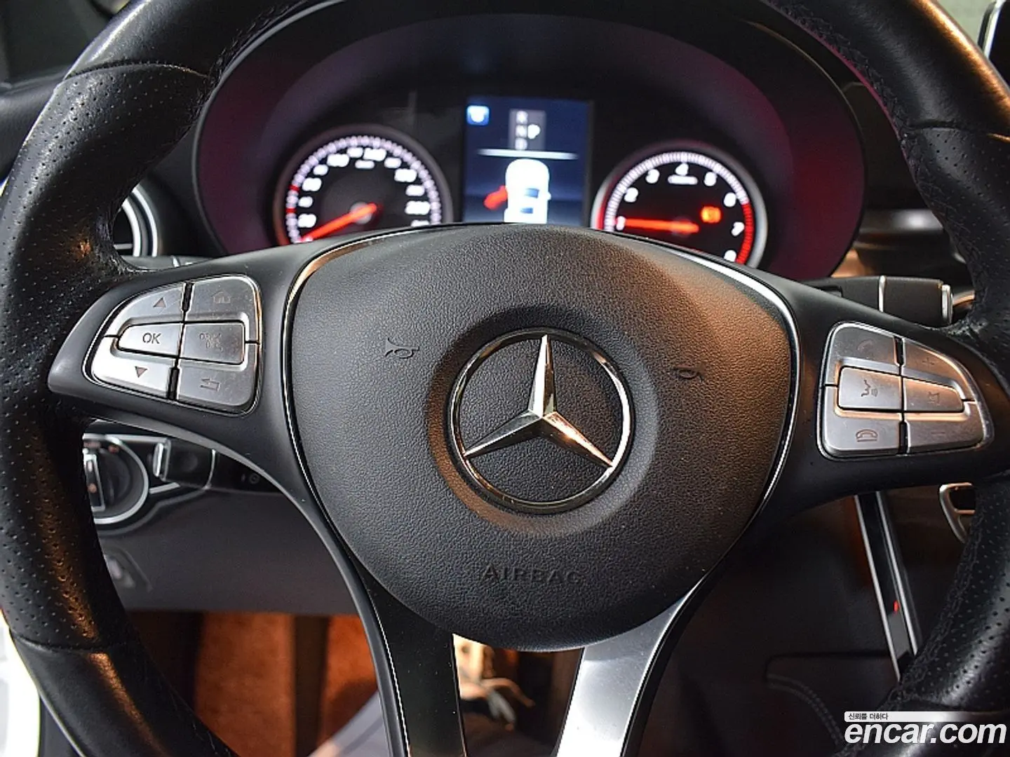 Mercedes-Benz GLC-Class GCL300 4MATIC Coupe
