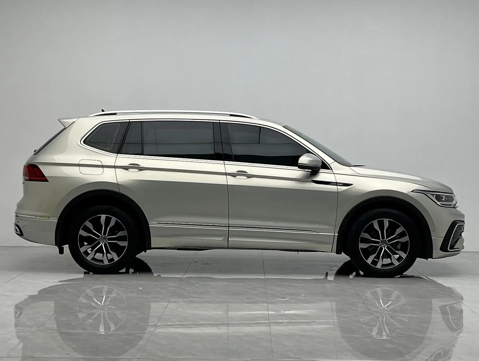 Volkswagen Tiguan L 2022 330TSI Auto 2WD Smart Enjoy