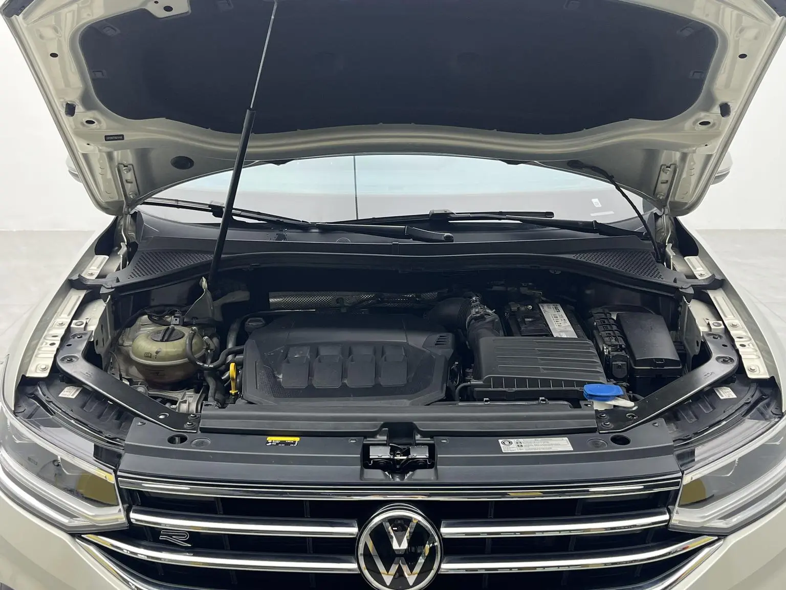 Volkswagen Tiguan L 2022 330TSI Auto 2WD Smart Enjoy