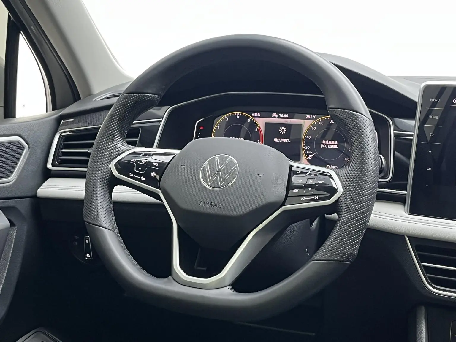 Volkswagen Tiguan L 2022 330TSI Auto 2WD Smart Enjoy