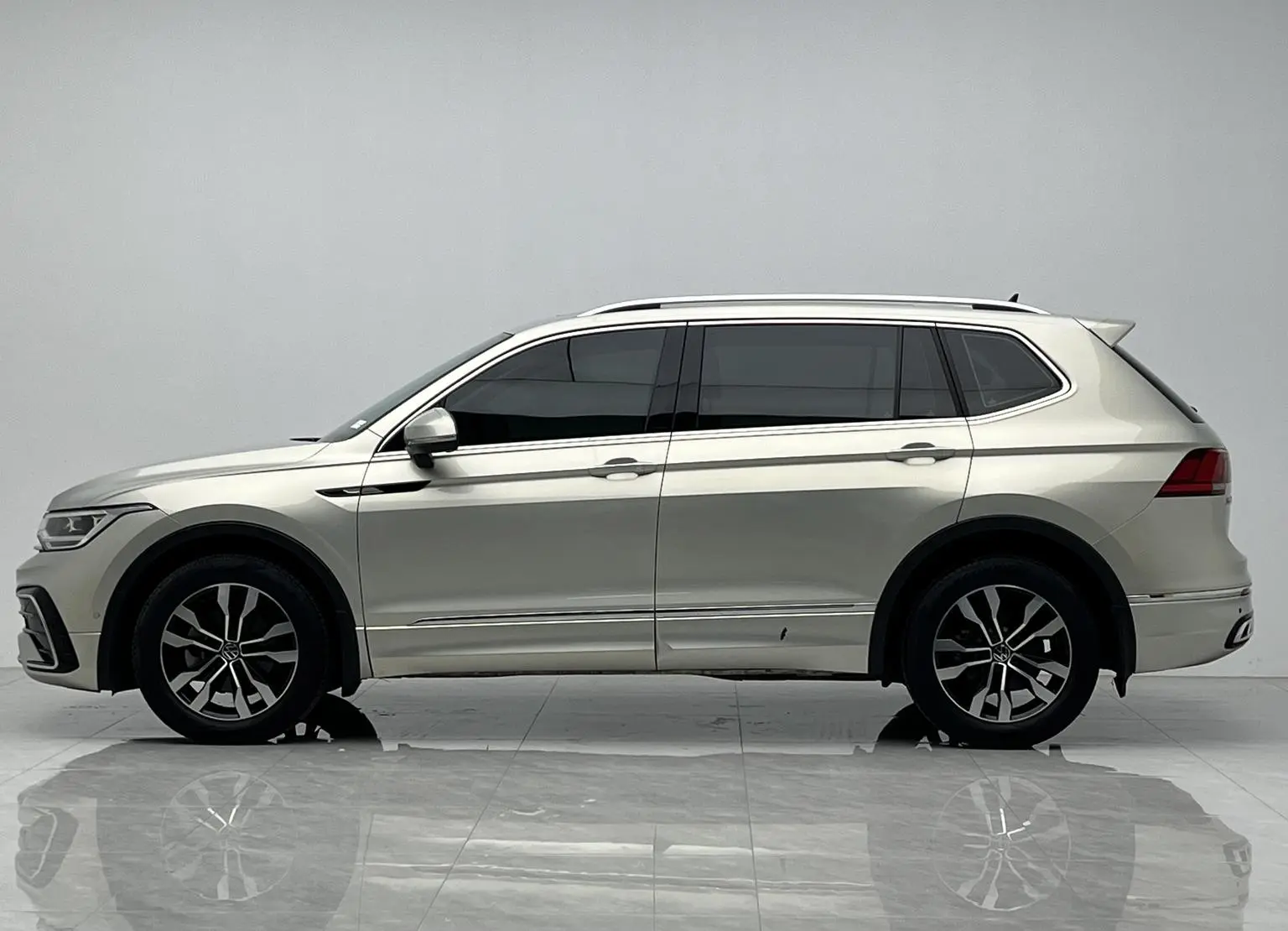 Volkswagen Tiguan L 2022 330TSI Auto 2WD Smart Enjoy