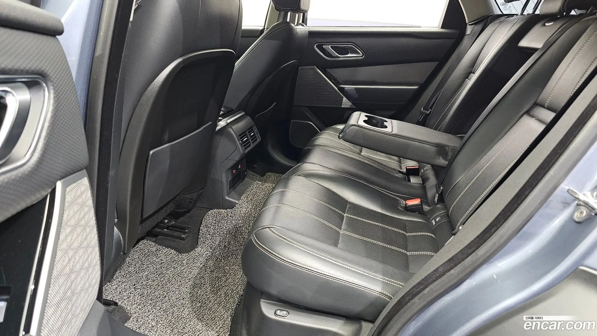Land Rover Range Rover Velar 2.0 D240 SE