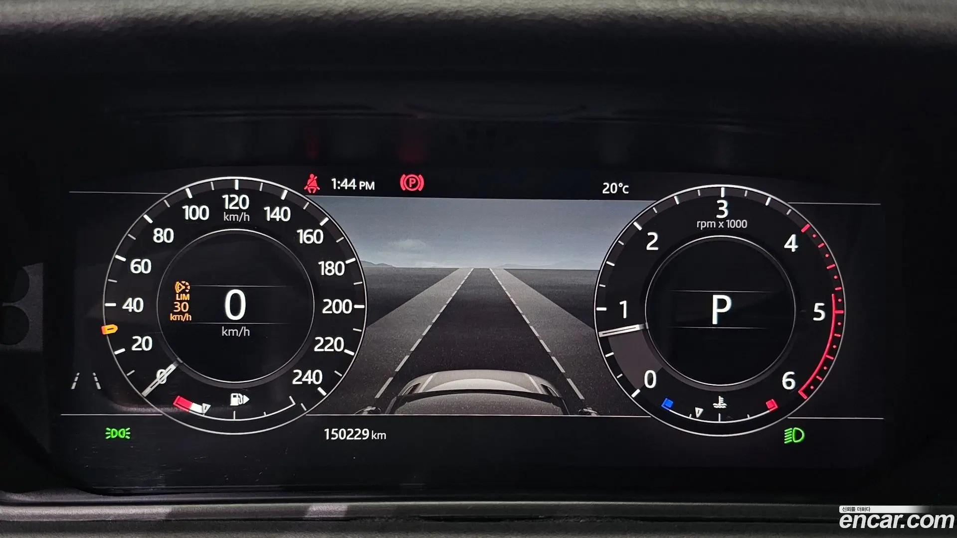 Land Rover Range Rover Velar 2.0 D240 SE