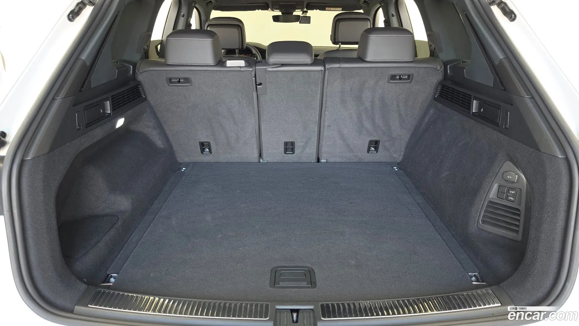 Volkswagen Touareg 3.0 TDI R-Line