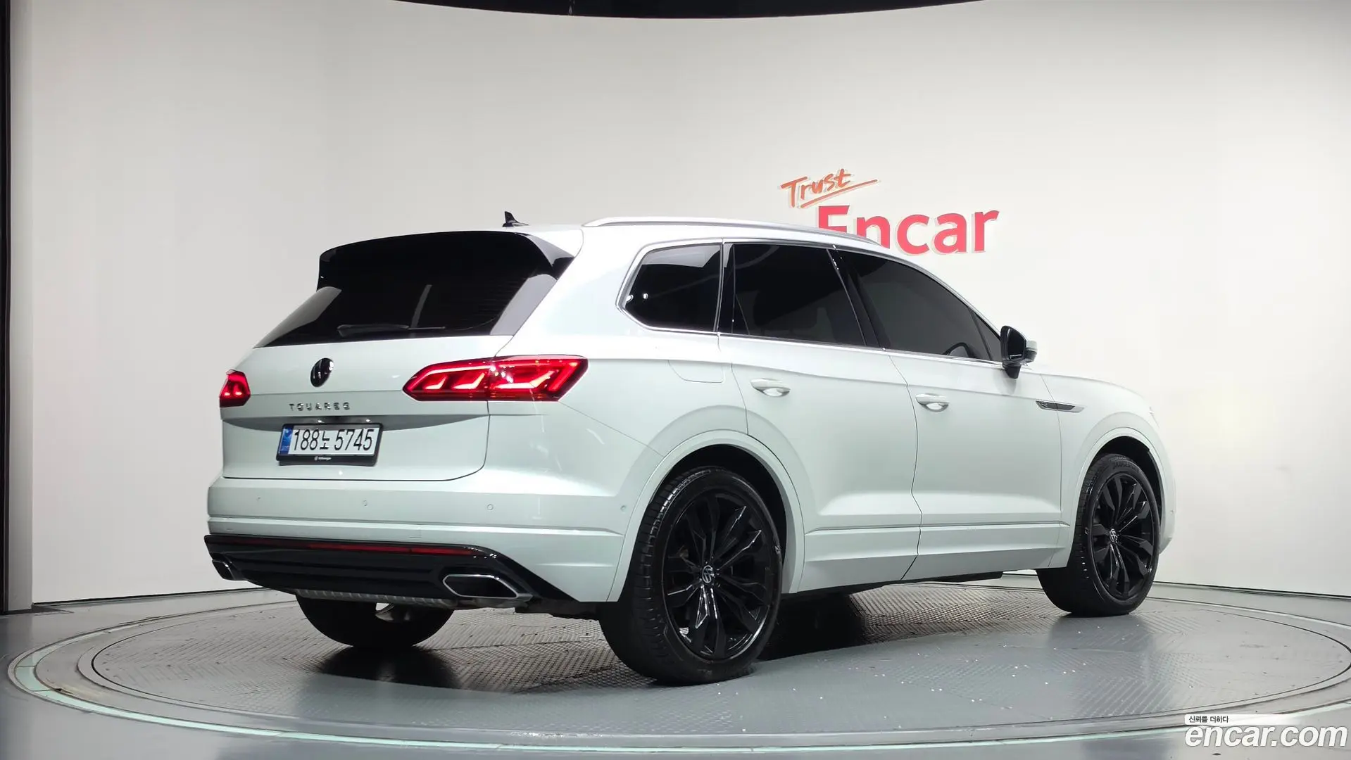 Volkswagen Touareg 3.0 TDI R-Line