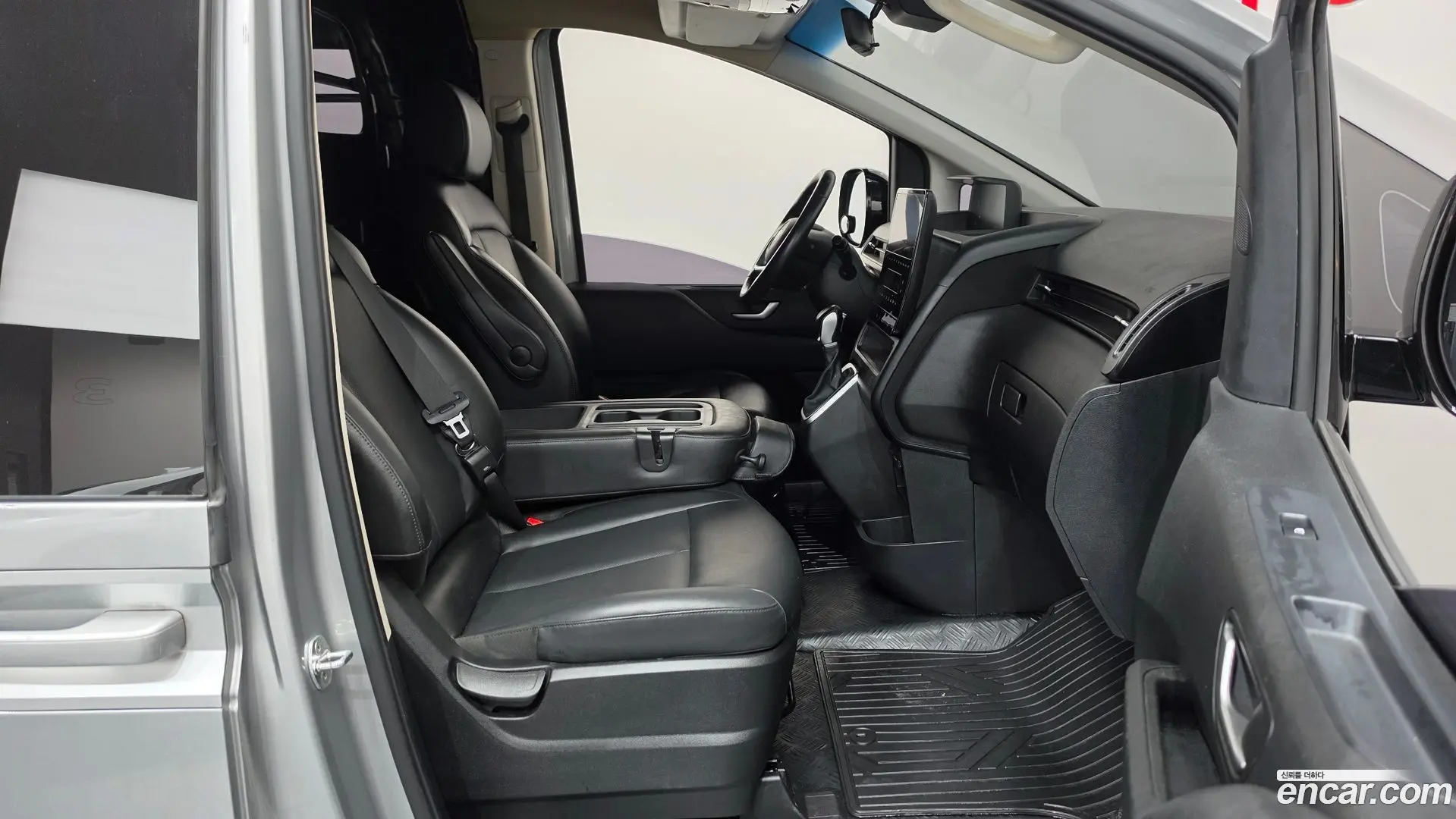 Hyundai Staria Cargo 3-Seater 2021