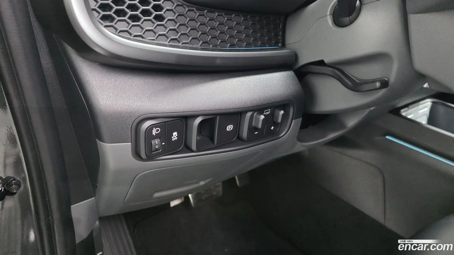 Kia Tasman 2.5T Gasoline 4WD
